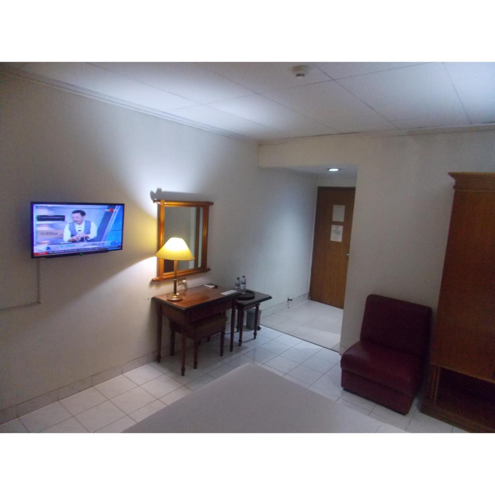 Puri Jaya Hotel