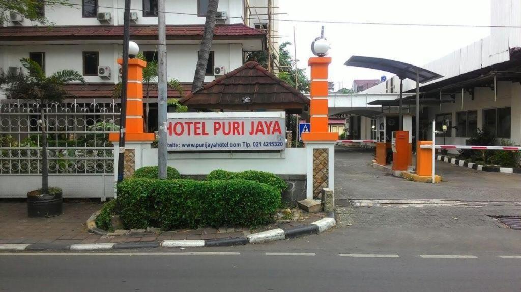 Puri Jaya * Jakarta