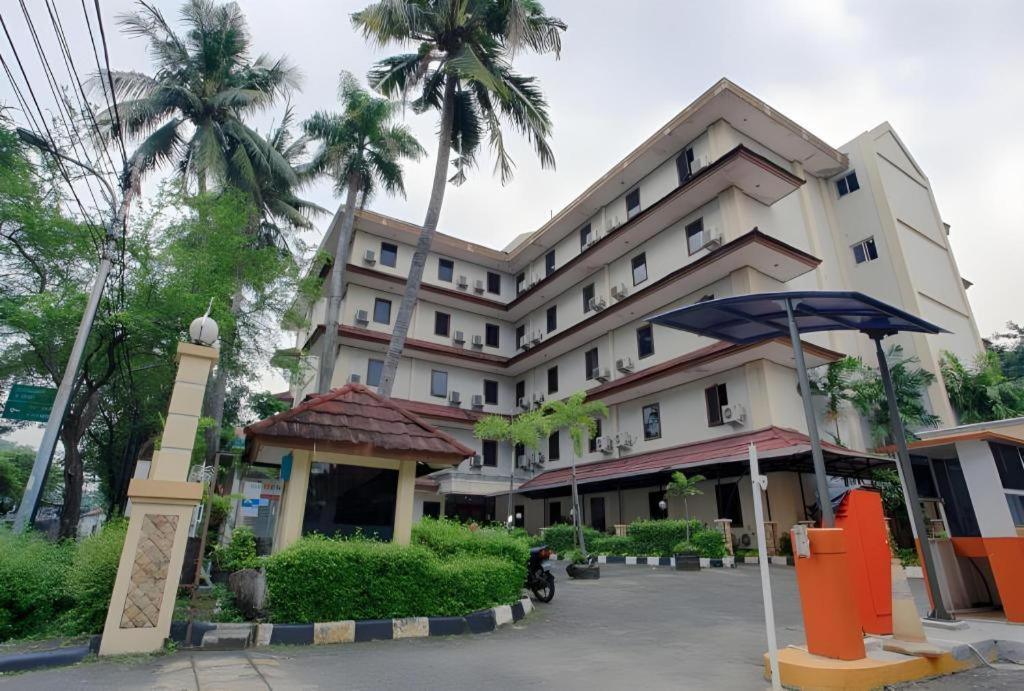 Hotel Puri Jaya Jakarta