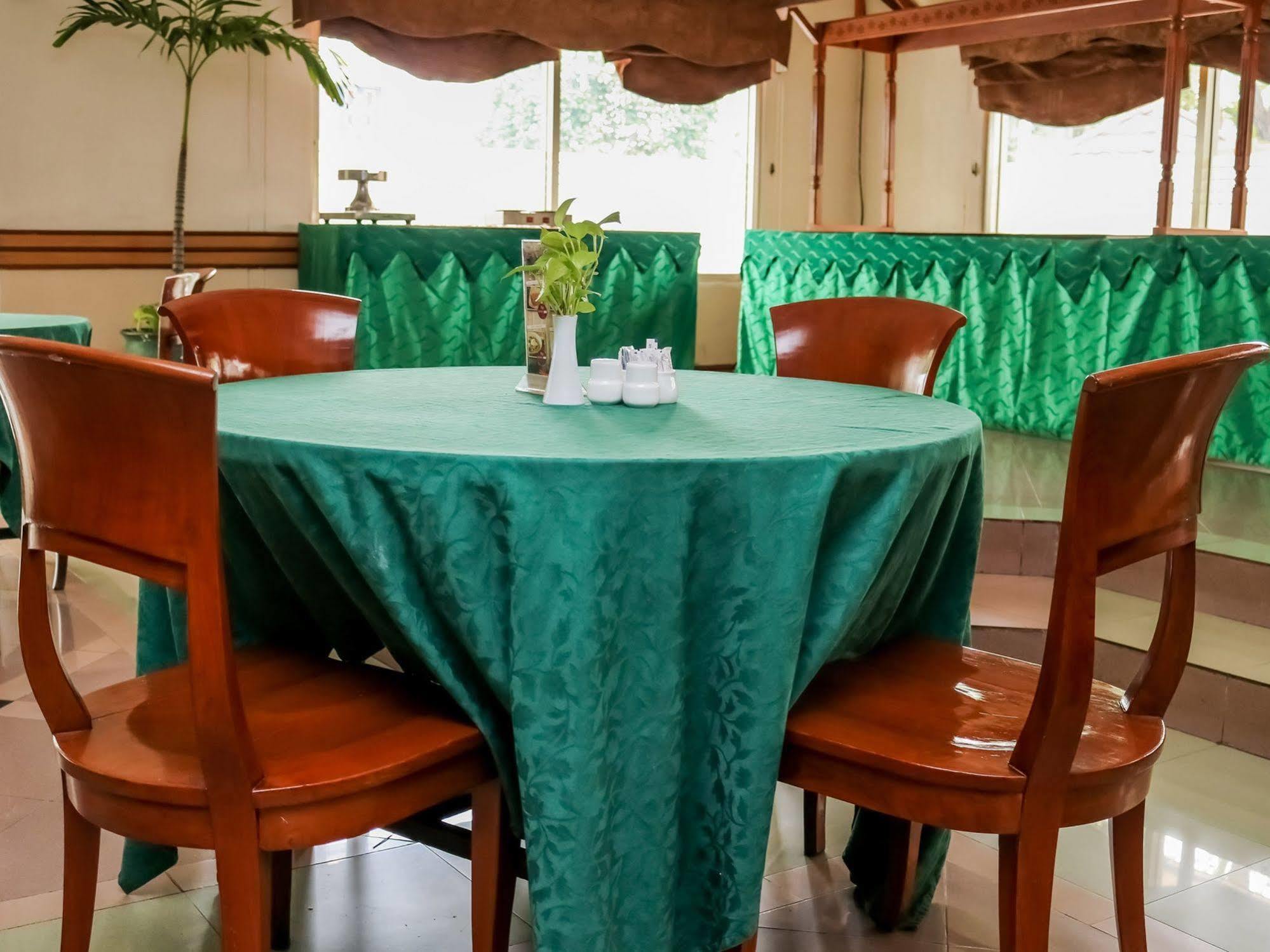 Puri Jaya Hotel